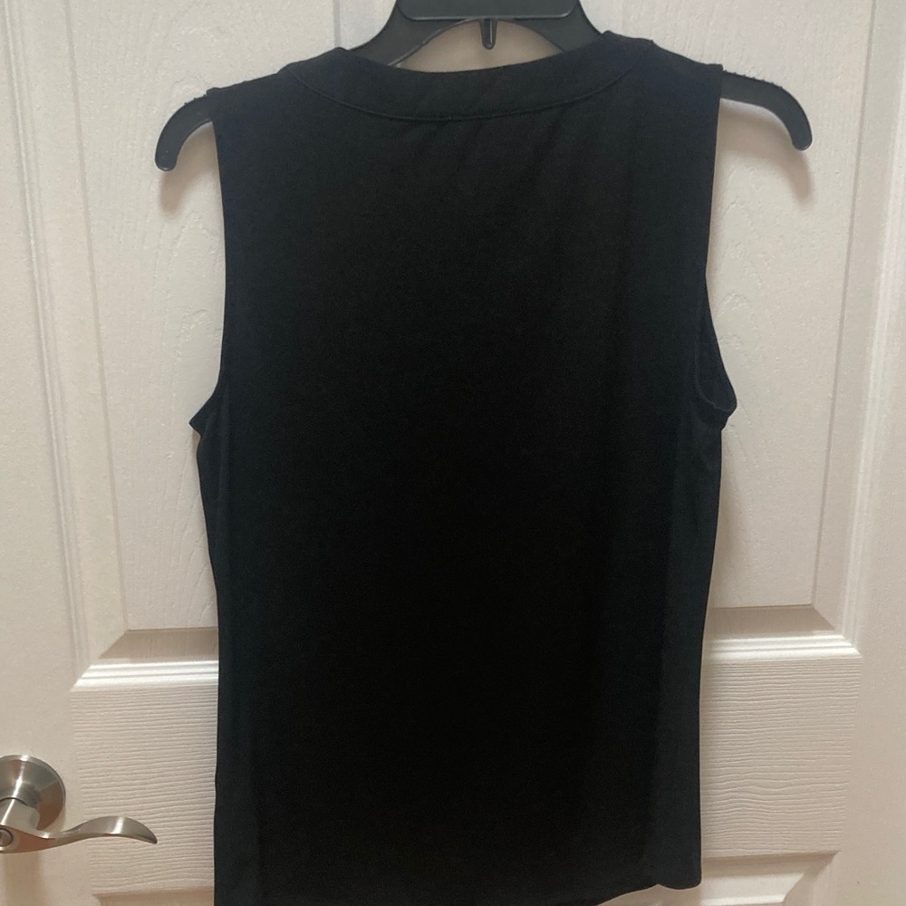Anne Klein Black Sleeveless Top with Pearl Buttons - Picture 5 of 6